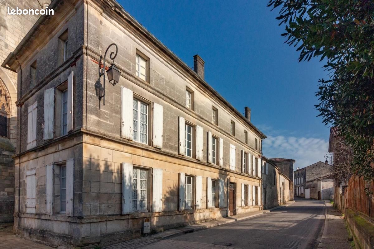 Maison 246 m² Merignac - Mérignac 16200 (image principale 14)