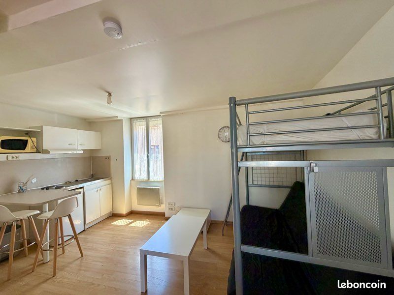 Appartement 1 pièce 23 m² · à Clermont-Ferrand · 23 m² · 450 €