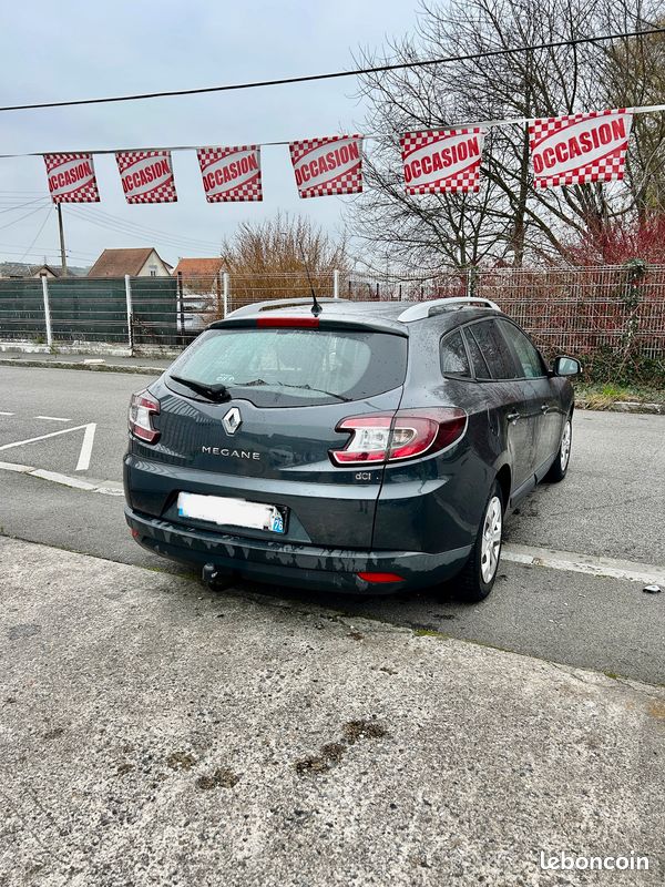 RENAULT Megane III 1.5 dCi 85 Privilège 156887 KM CROCHET ATTELAGE RÉGULATEUR DE VITESSE (image 4)