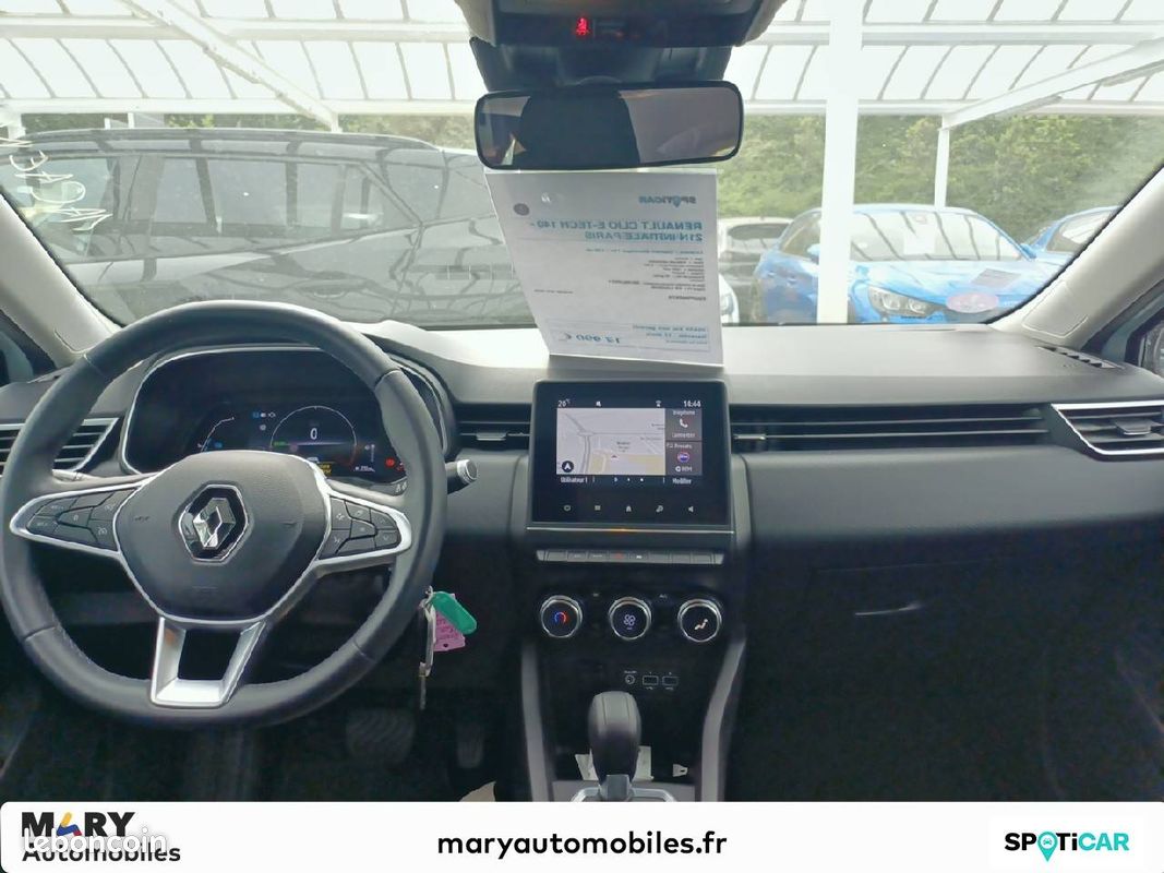 RENAULT Clio E-Tech 140 - 21 Business (image 8)