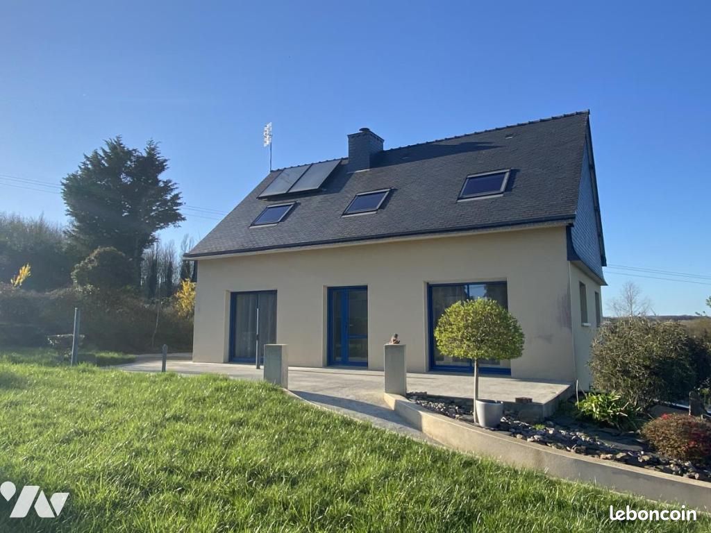 Maison 6 pièces 118 m² · à Saint-Caradec · 118 m² · 228 800 €