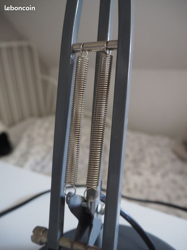 Lampe de bureau (image 3)