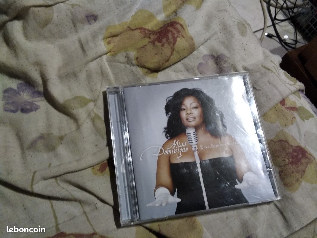 Cd miss Dominique (image 1)