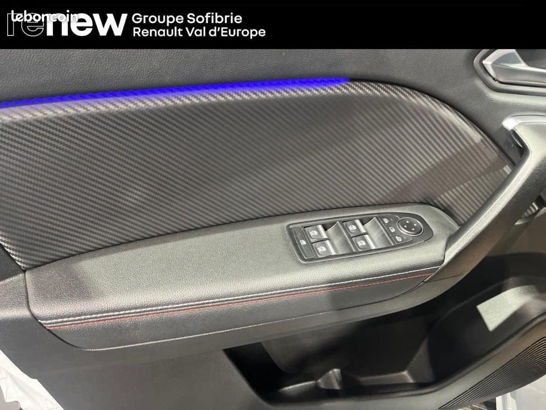 Renault Captur mild hybrid 140 R.S. Line (image 12)