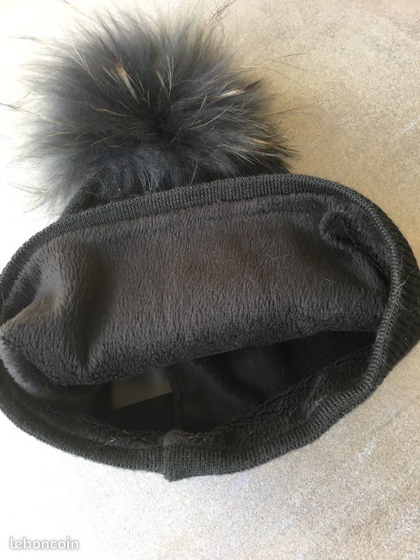 Bonnet Noir de la marque Blanc (image 2)