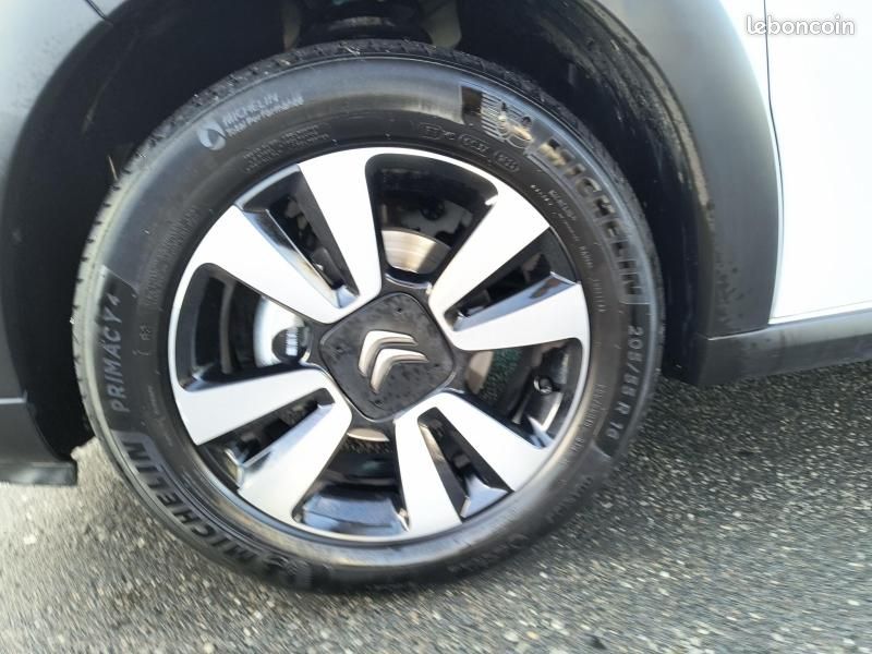 Citroen C3 1.2 PureTech 83ch S&S Shine (image 15)