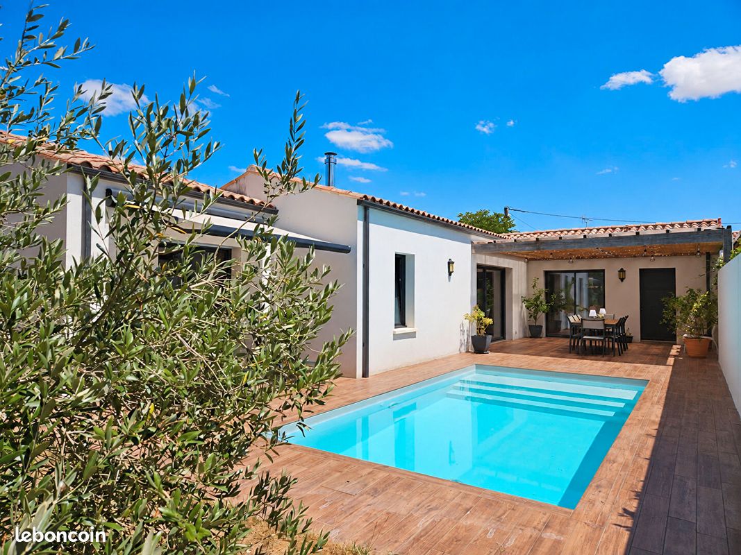 Maison 4 pièces 125 m² · à Dompierre-sur-Mer · 125 m² · 600 000 €