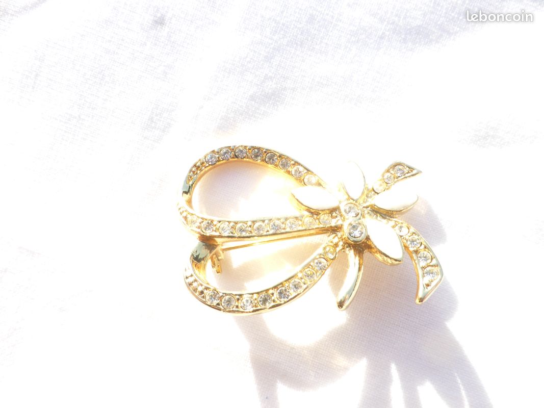 Broche (image 8)