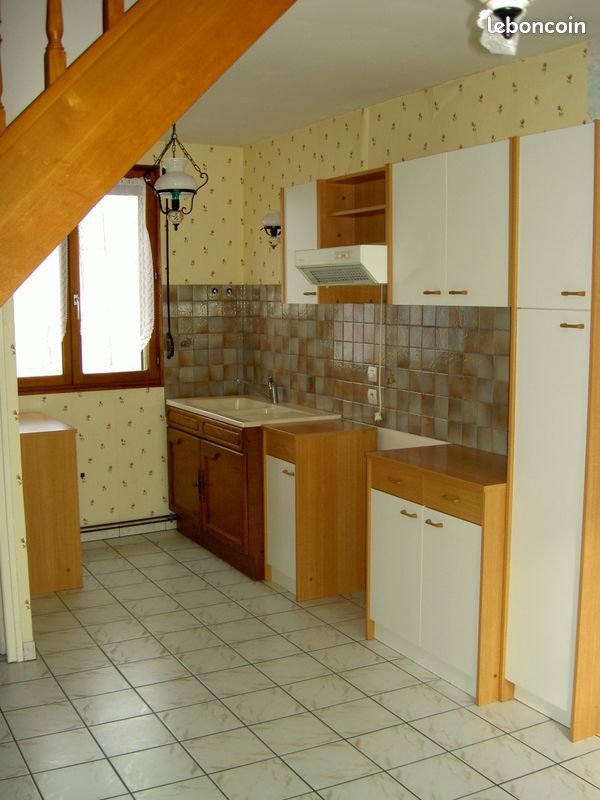 Appartement 3 pièces 40 m² · à Bourbonne-les-Bains · 40 m² · 300 €/mois
