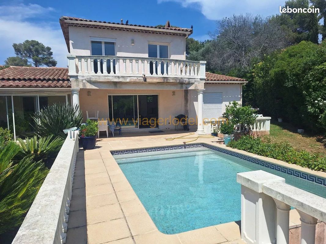 Maison 4 pièces 112 m² · à Fréjus · 112 m² · 473 000 €