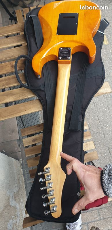 Washburn Mercury II Super-Strat (image 4)