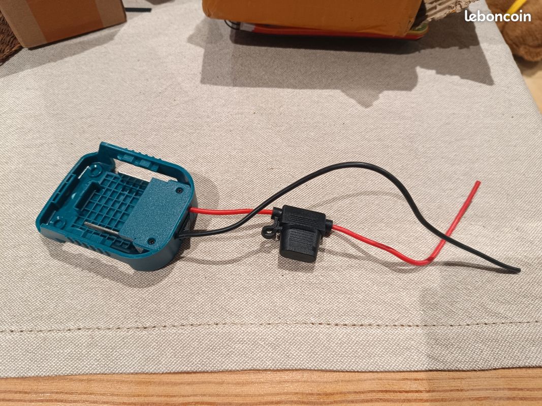 Adaptateur batterie makita pour voiture électrique (image 1)