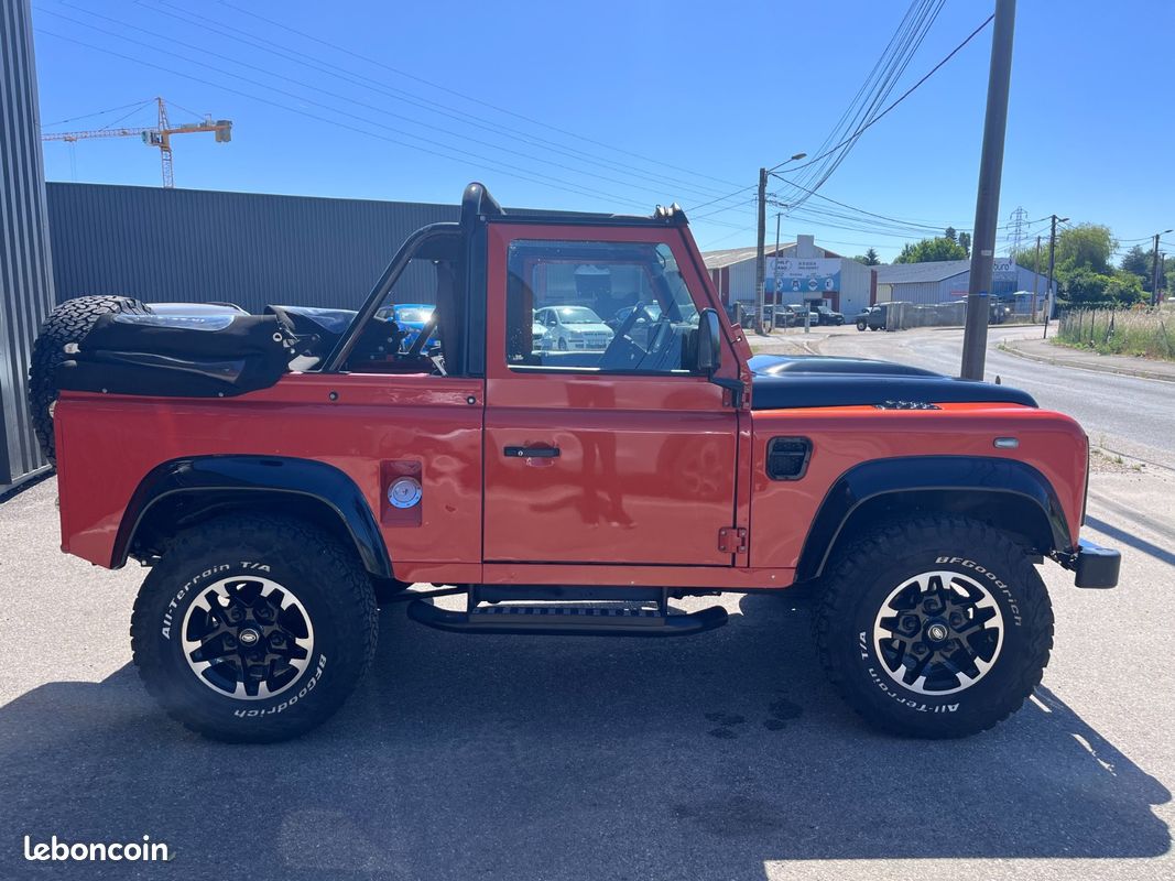 LAND ROVER DEFENDER 3.5 V8 Bache 133cv (image 6)