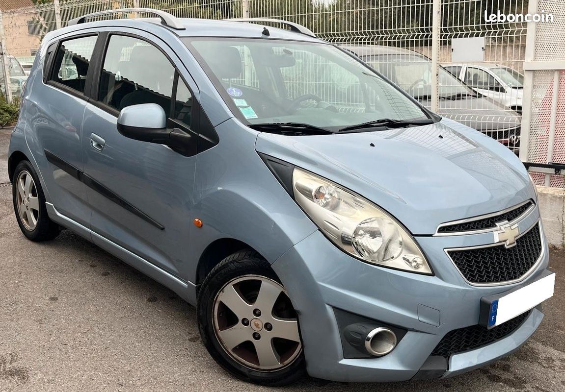 CHEVROLET Spark 1.2 i 16V 81 cv * Finition LT / Clim / Détecteur d'obstacle arrière (image 1)