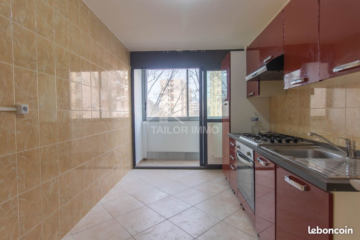 Appartement a louer vaulx-en-velin - 3 pièce(s) - 71 m2 - Surfyn