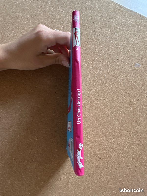 Livre bibliothèque rose Miraculous 2 (image 2)