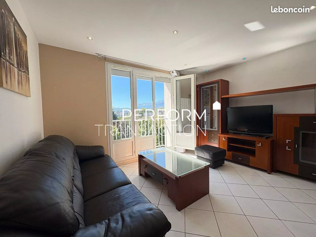 Appartement 4 pièces 60 m² · à Saint-Martin-d'Hères · 60 m² · 785 €/mois
