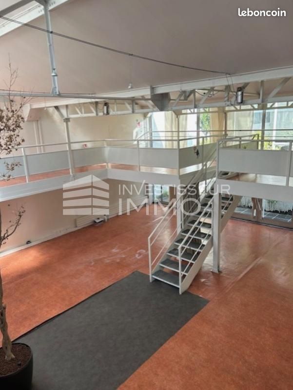 Bureaux 275 m² (image 6)