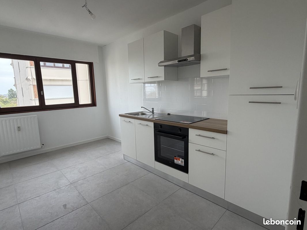 Appartement 4 pièces 82 m² · à Vandœuvre-lès-Nancy · 82 m² · 850 €/mois