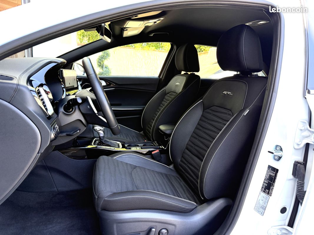 Kia CEED 1.5 T-GDi 140 ch DCT7 GT-line (image 3)