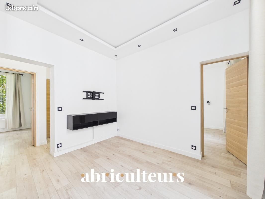 Appartement 3 pièces 42 m² · à Colombes · 42 m² · 275 000 €