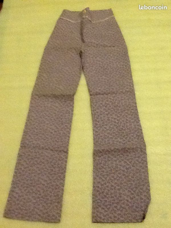 Pantalon mauve imprimé cachemire T38 neuf(djmark) (image 1)