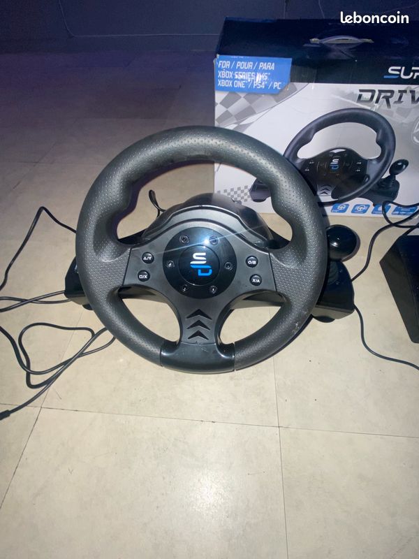Volant pour pc et play (image 1)