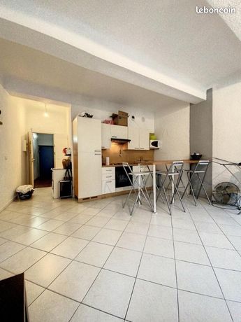 Studio 1 pièce 35 m²