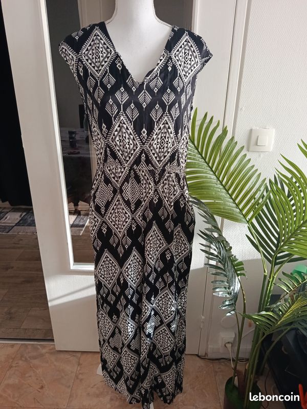 Combinaison C&A Premium – imprimé ethnique noir blanc – jambes larges – combinaison chic été (image 2)