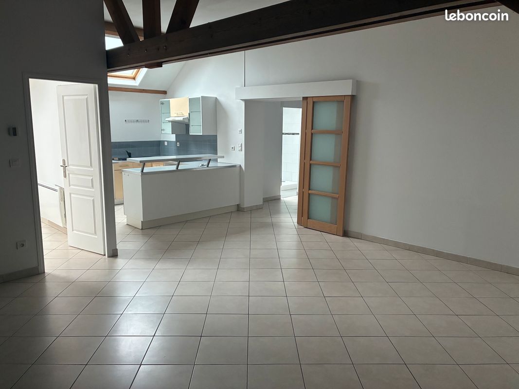 Appartement 4 pièces 105 m² · à Hénin-Beaumont · 105 m² · 782 €/mois