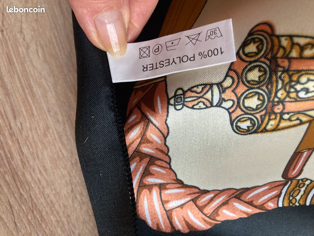 Foulard Carré Jean-Louis Scherrer 90x90cm - Motif Sellier Équitation - Polyester - Vintage