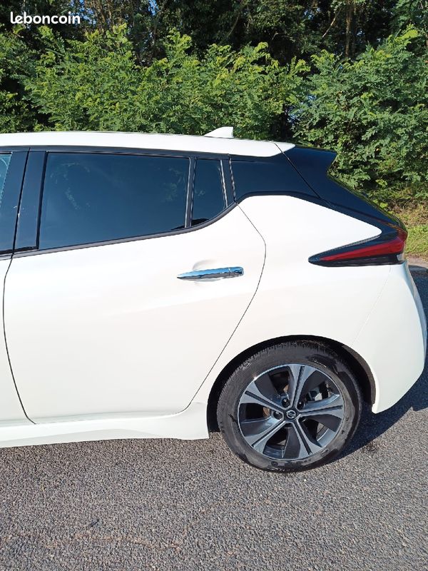 Nissan leaf 62 (image 3)