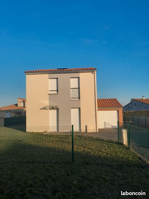 Maison 4 pièces 97 m² · à Pont-du-Château · 97 m² · 1 100 €/mois