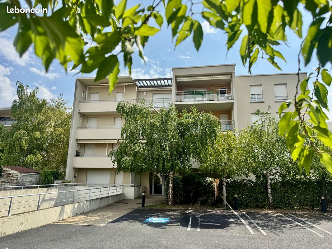 Appartement 3 pièces 67 m² · à Clermont-Ferrand · 67 m² · 179 000 €