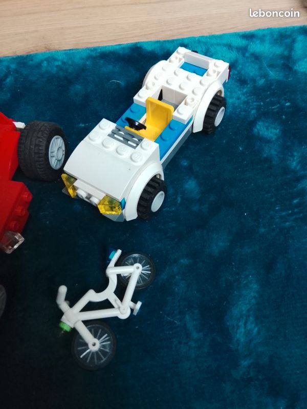 Véhicules lego (image 3)