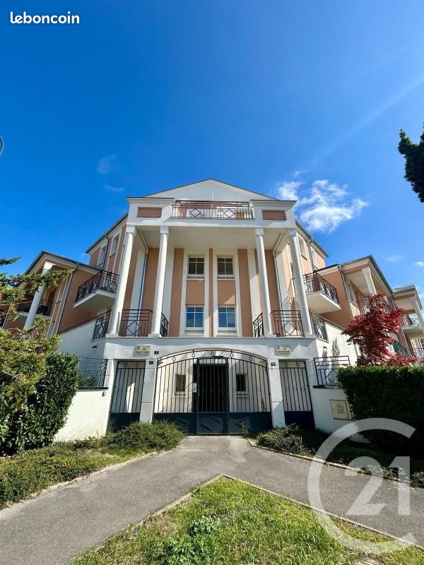 Appartement 2 pièces 43 m² · à L'Isle-Adam · 43 m² · 992 €