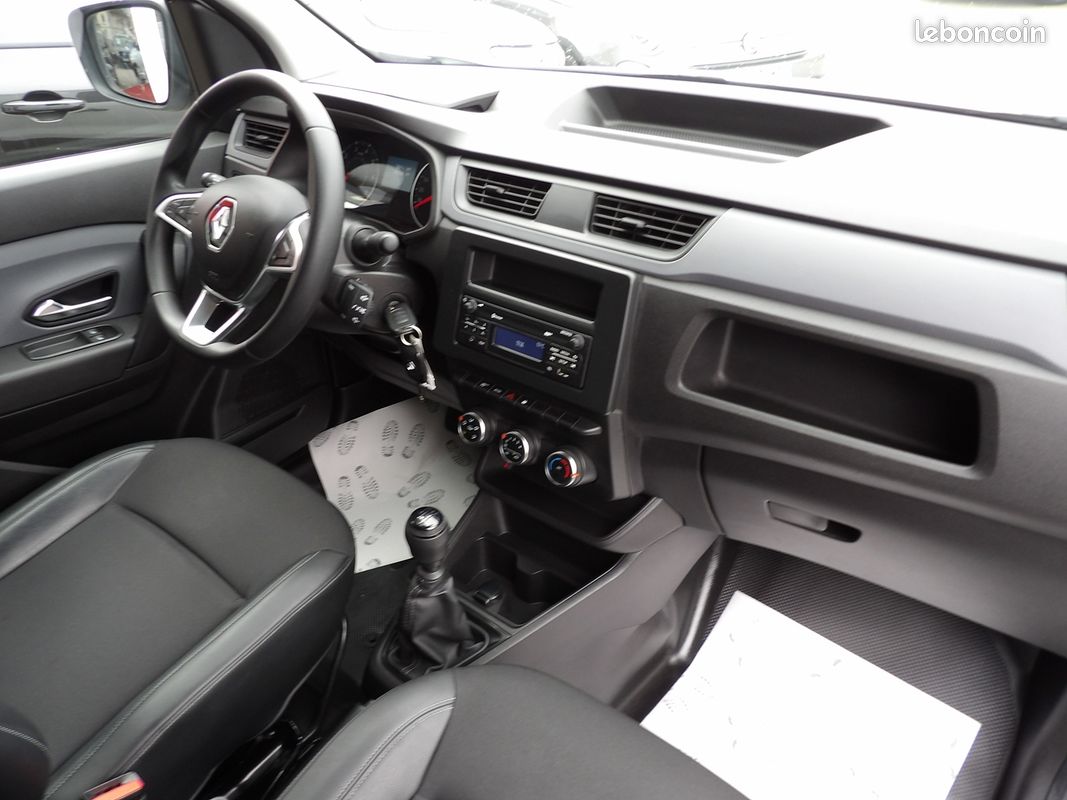 Renault EXPRESS VAN 1.5 BLUE DCI 95CH CONFORT (image 17)