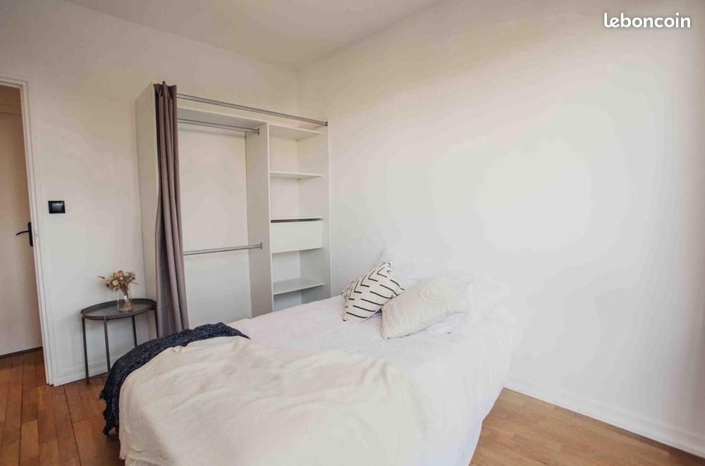 Appartement 1 pièce 23 m² · à Fontenay-le-Fleury · 23 m² · 610 €/mois
