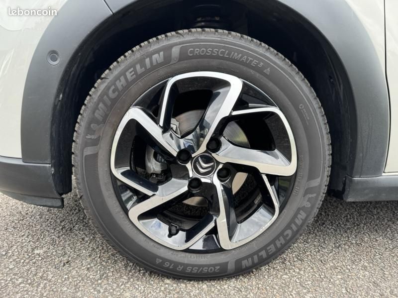 Citroen C3 1.2 PureTech 110 Saint James / GPS + CAMERA / GARANTIE 12 MOIS (image 9)