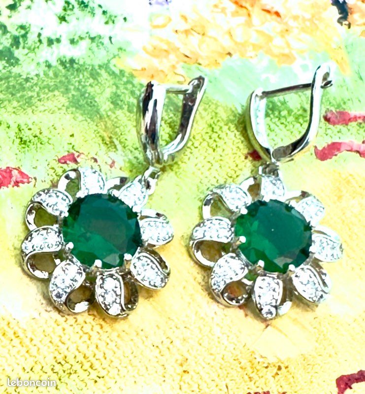 Bijoux Ethniques indiens boucles d'oreilles goutte fleur laiton plaqué argent 925 et pierre