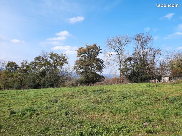 Terrain 1 353 m² Montredon