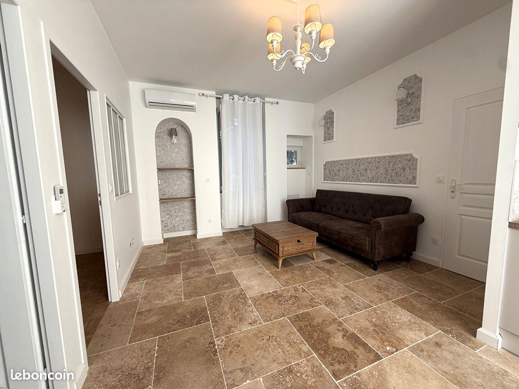 Appartement 3 pièces 44 m² · à Dijon · 44 m² · 800 €