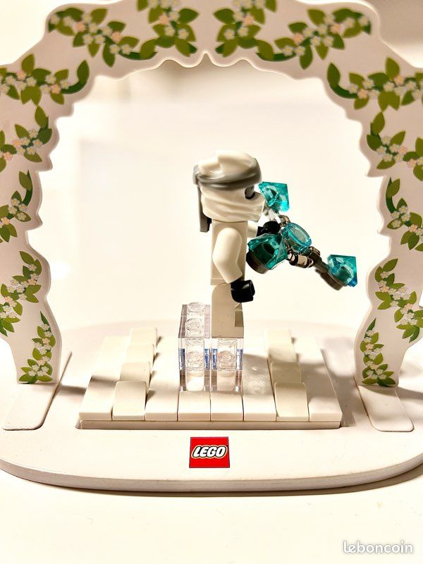 LEGO Ninjago - Figurine Zane Legacy - njo557 - Complet (image 4)