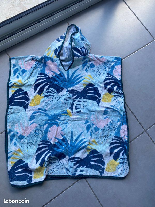 Poncho enfant (image 1)