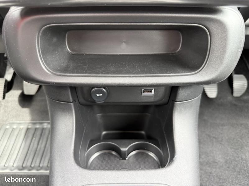 Citroen C3 1.5 BlueHDi 100 Feel (image 18)
