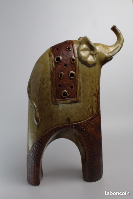 Grand sculpture Eléphant stylisé en céramique (image 4)
