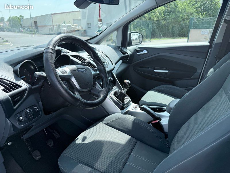 Ford Grand c Max 1.6l titanuim 121000 km fulls options garantie, 15 mois (image 10)