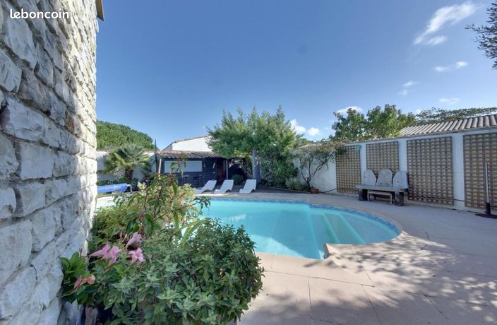 Villa 5 pièces 170 m²