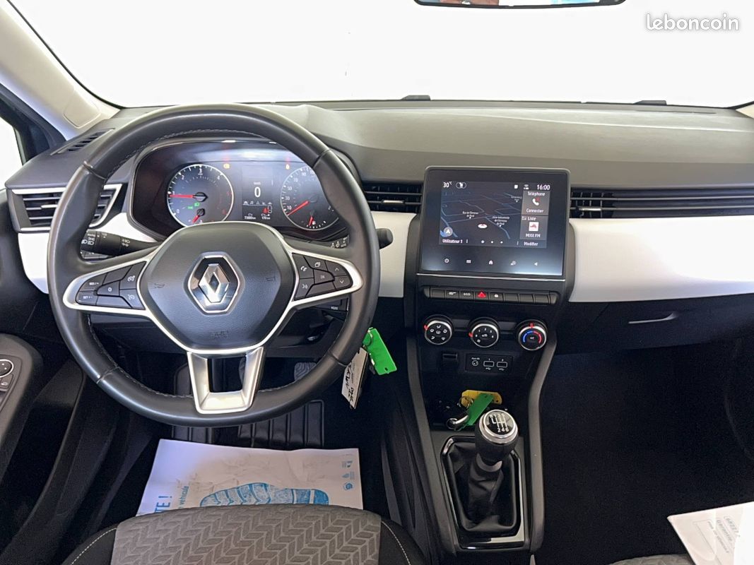 RENAULT Clio Blue dCi 100 Evolution (image 8)