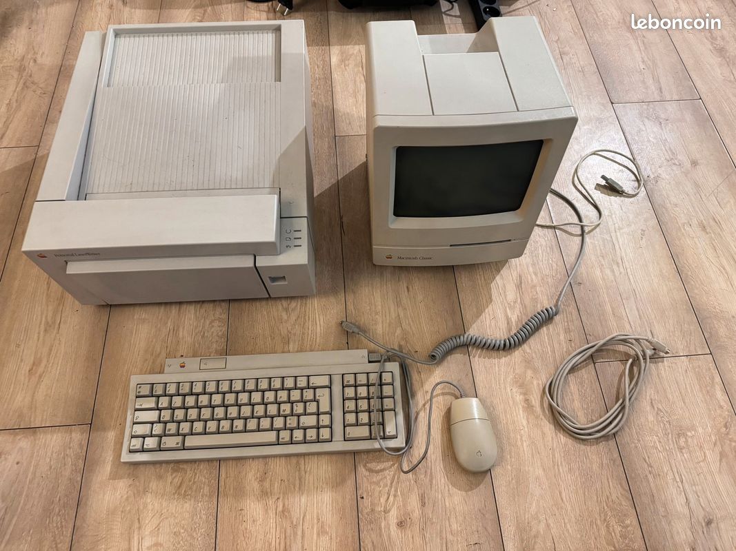 Macintosh Classic Apple (1990-1992) (image 1)